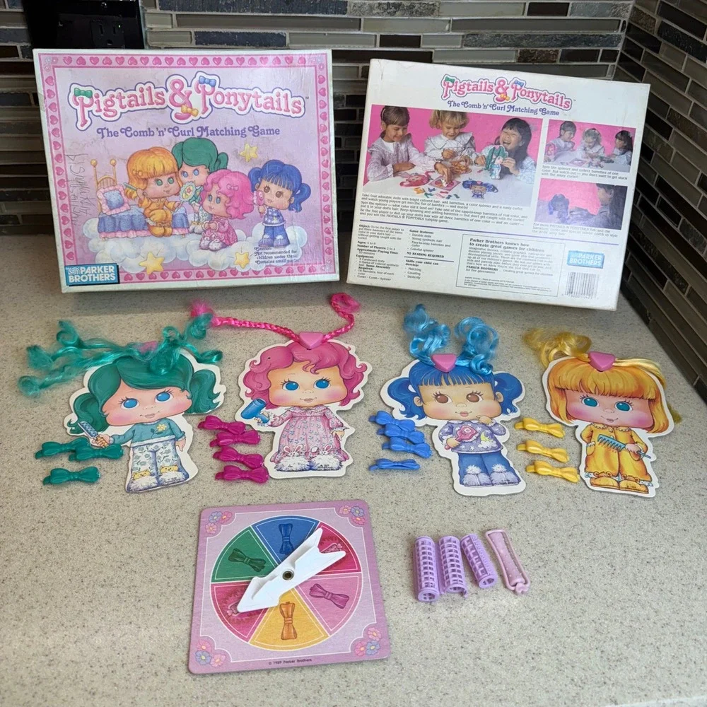 VTG 1989 Pigtails & Ponytails The Comb 'n' Curl Matching Game Parker Brothers