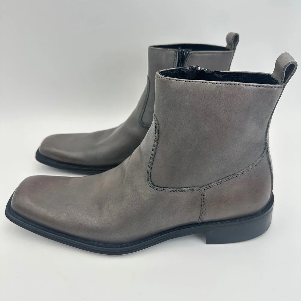 Kenneth Cole kenneth cole