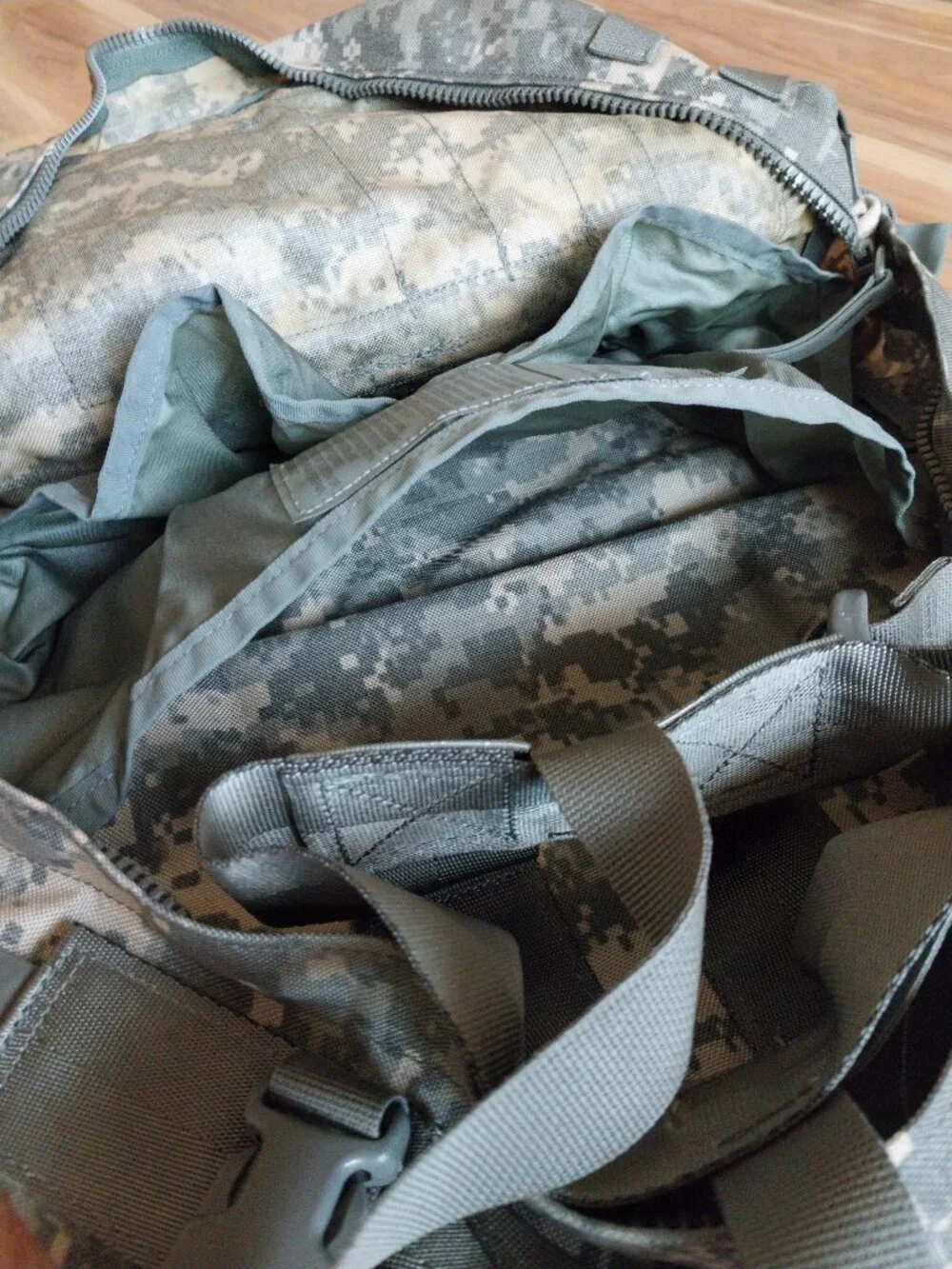 US Military NWOT UCP MOLLE II Medium Rucksack BAG ONLY - NO STRAPS, BELT, FRAME