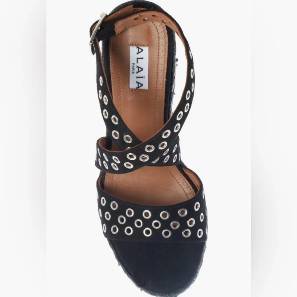 Alaia $990 using topstitched