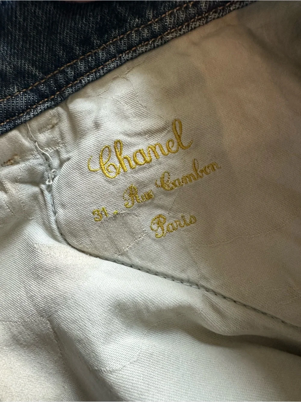 CHANEL 26b blazy
