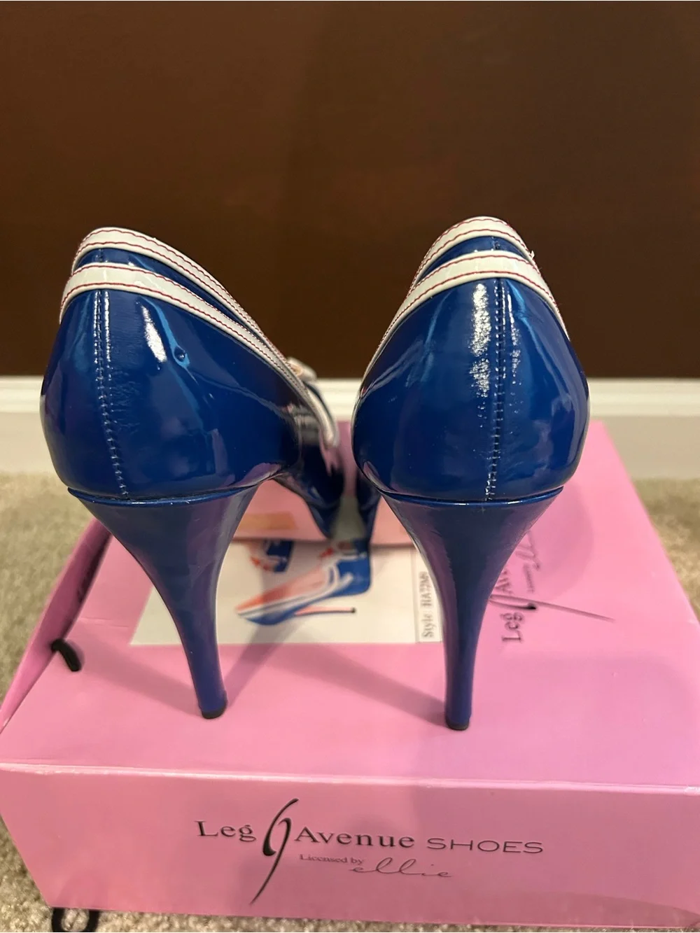 NIB Leg Avenue Nautical Platform Peep Toe Pumps Blue Patent Size 9