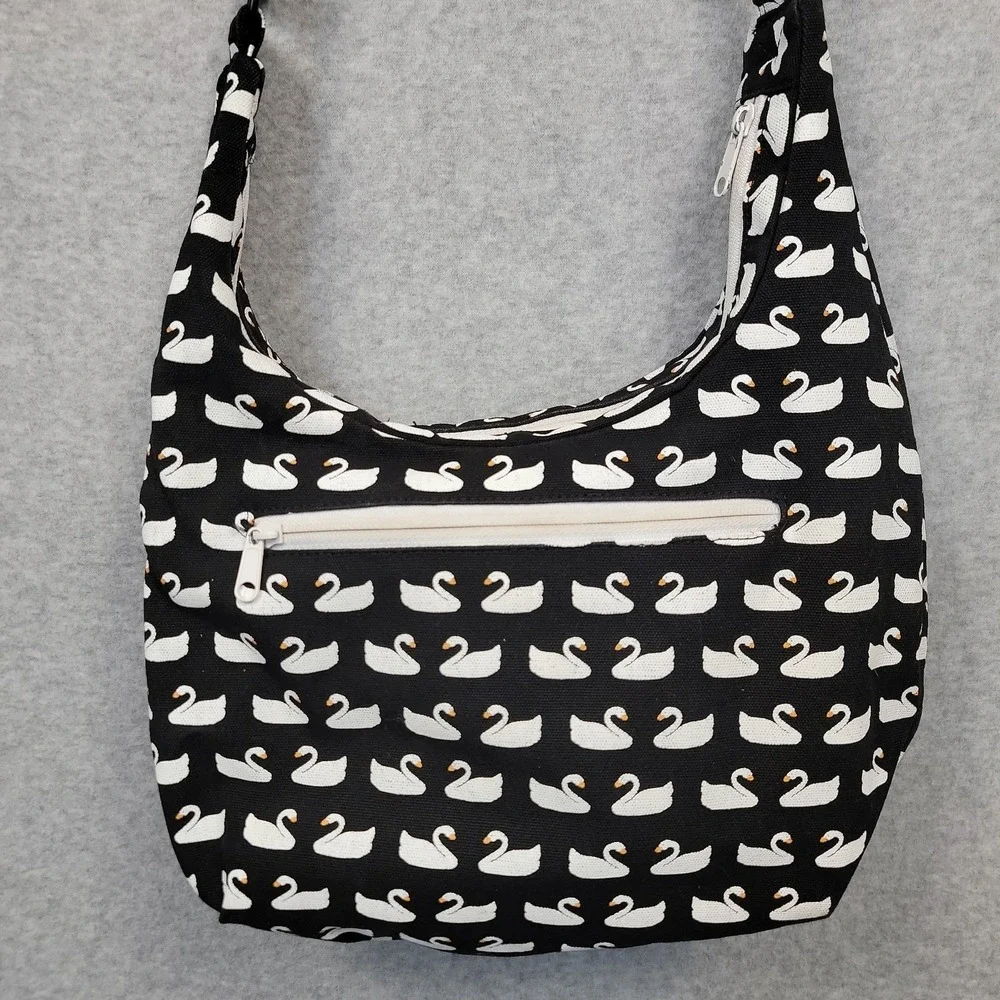 Kavu satchel crossbody