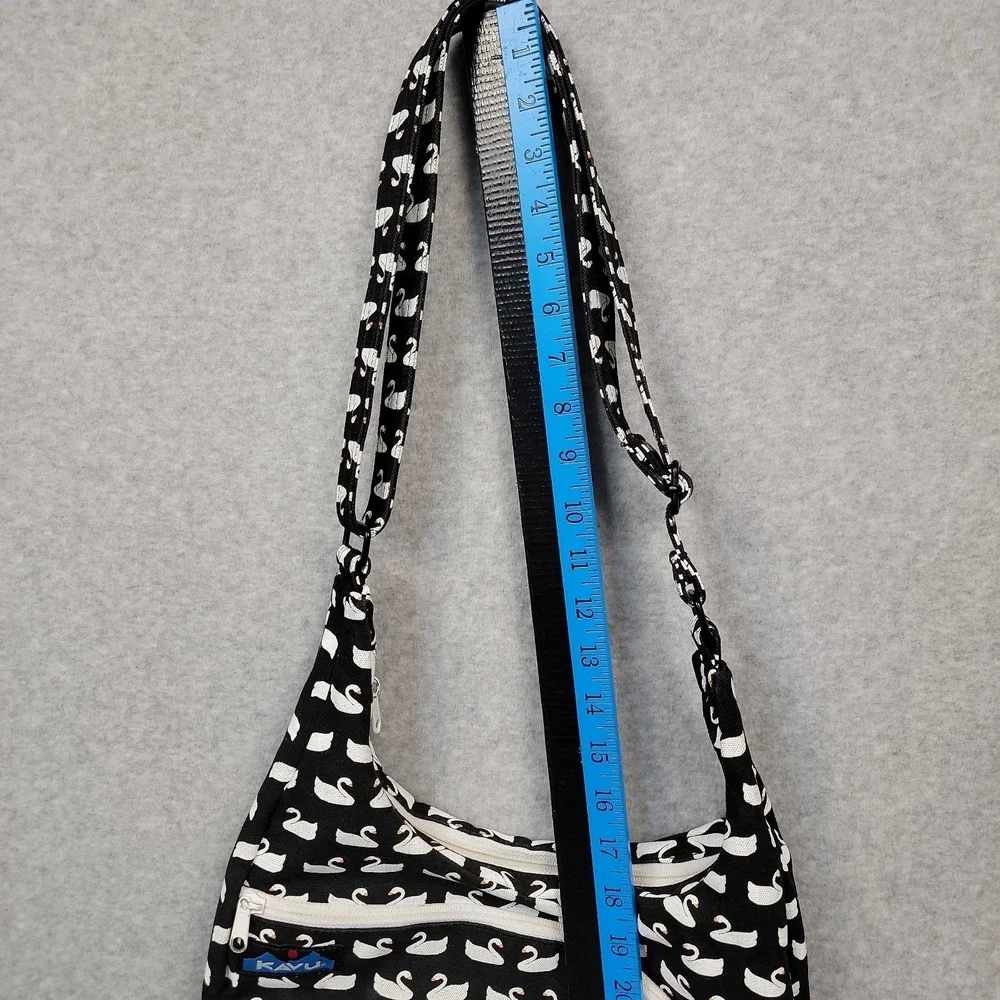 Kavu satchel crossbody