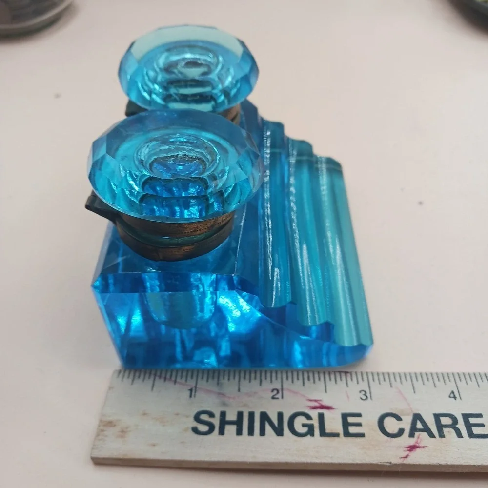 N/A this antique