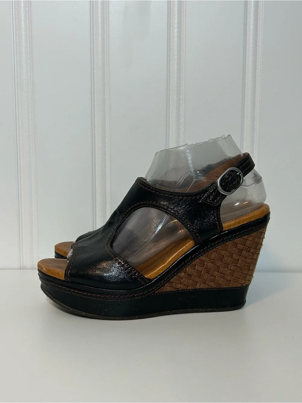 Eterna stylish black