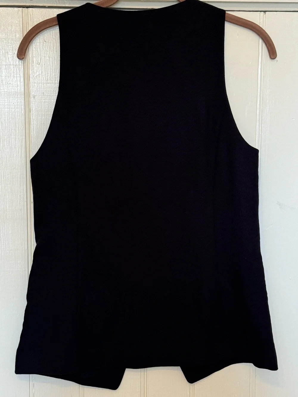 H&M sleek black