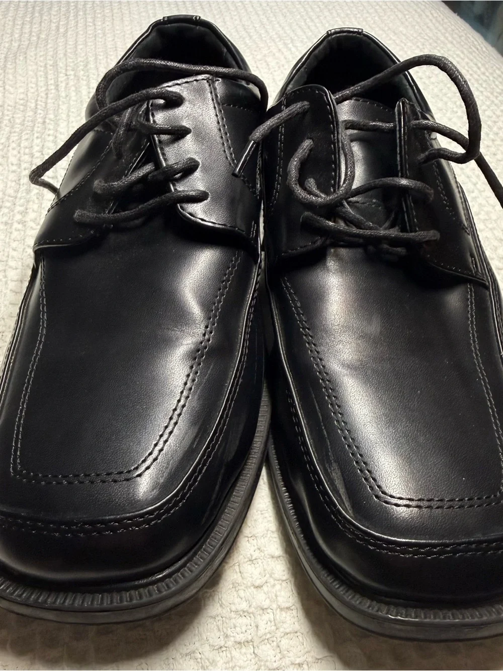 Dexter leather closure