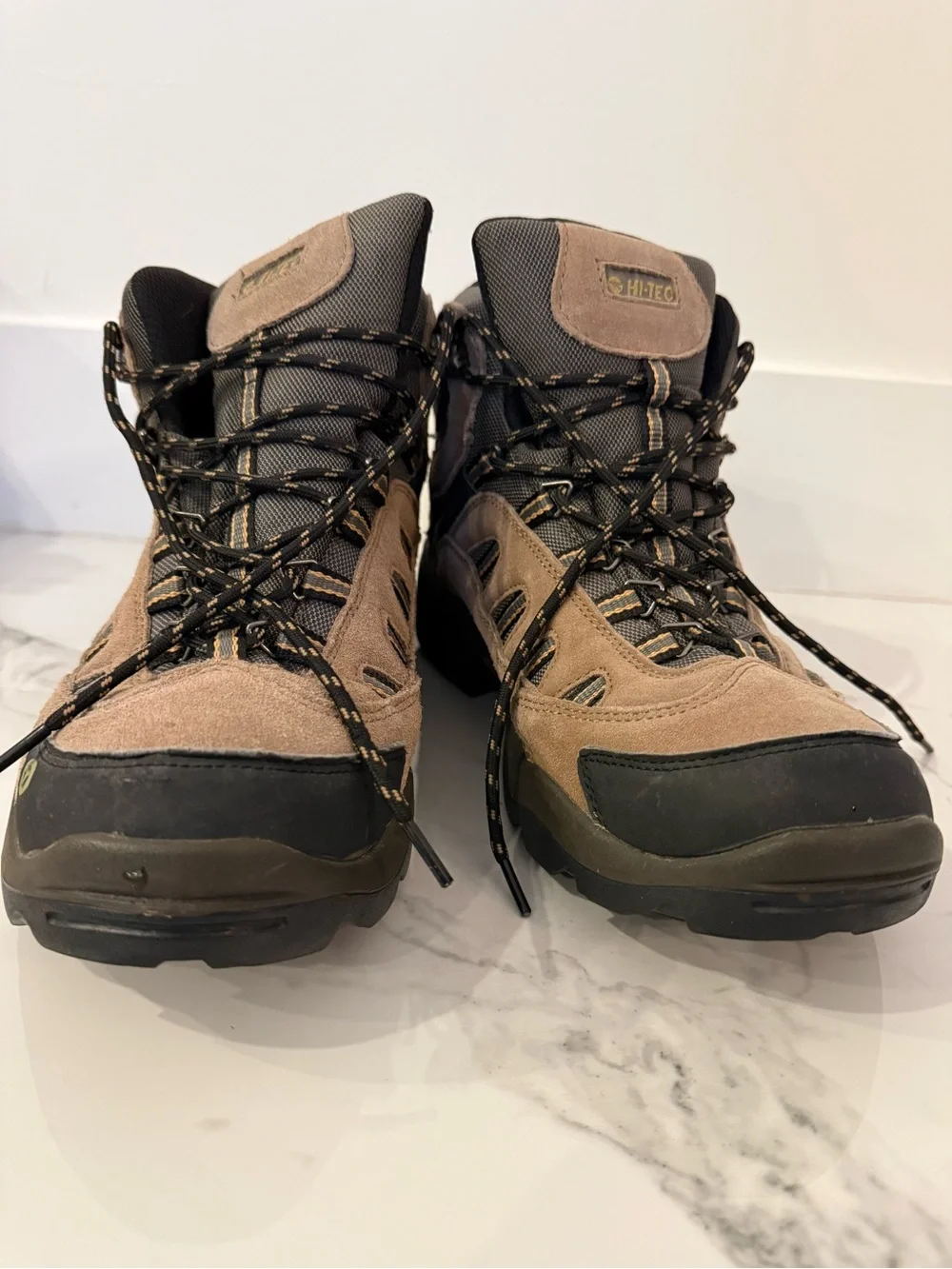 Hi-Tec Men's Tan and Black Hiking Boots
