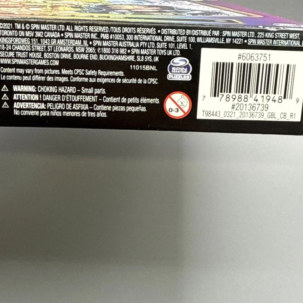 Spin Masters puzzle colorful also
