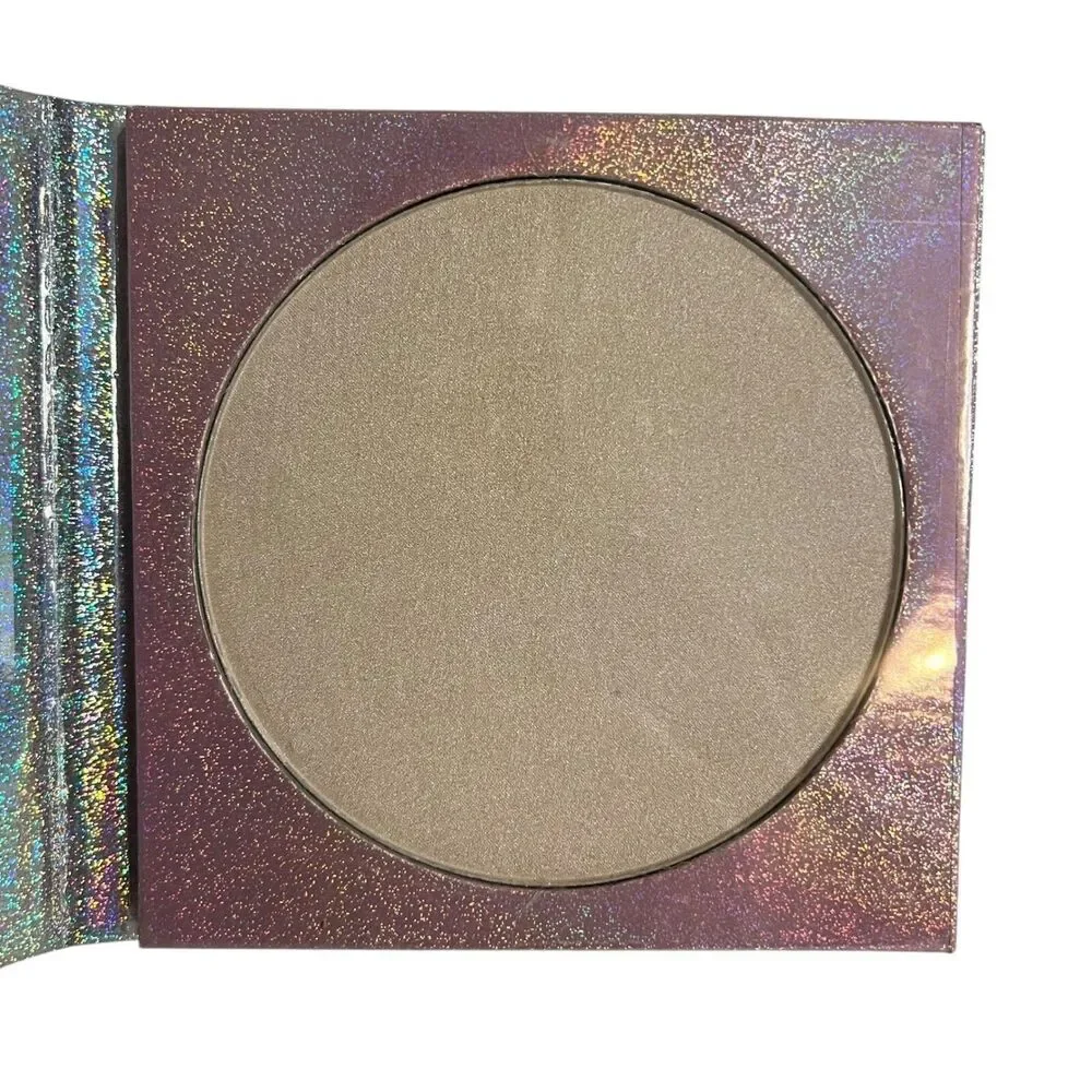 Colorbash Cosmetics Highlighter Face Makeup Shimmer Glow New .9 oz