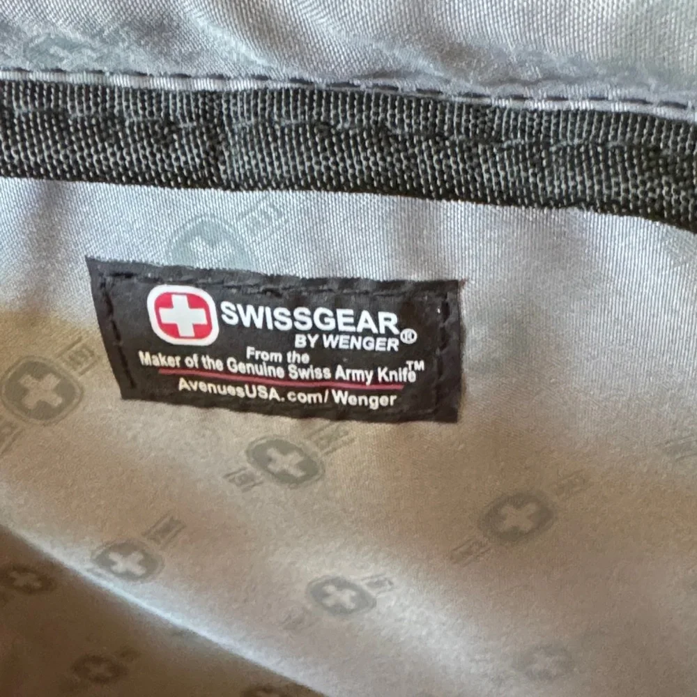 Swiss Gear swiss gear