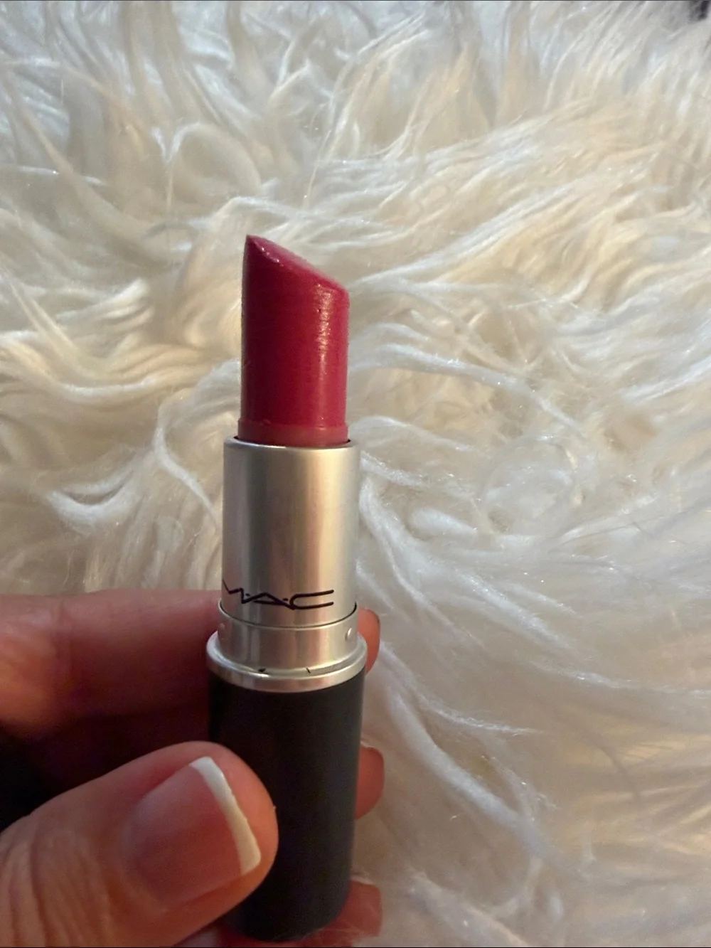MAC Cosmetics creamy lipstick