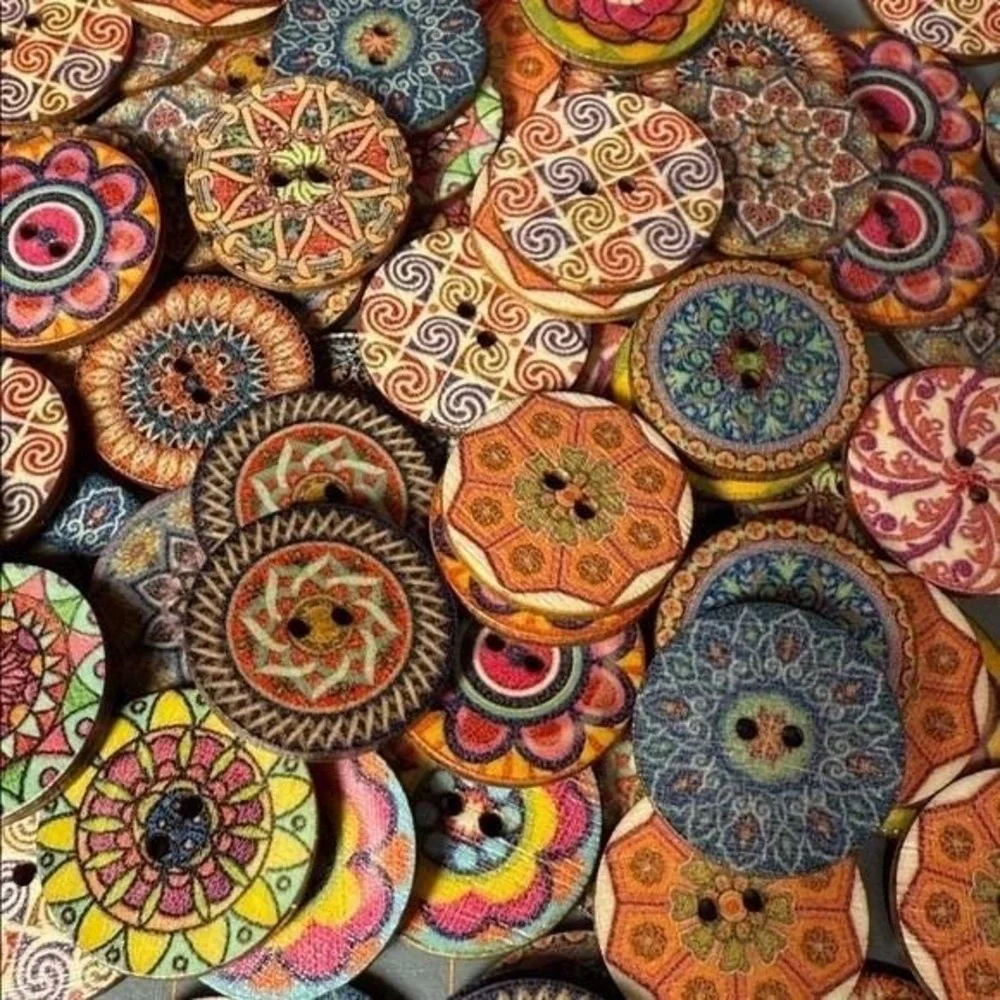 130 Assorted Round Vibrant Wood Buttons Boho Mandala Patterns Crafting Sewing‎