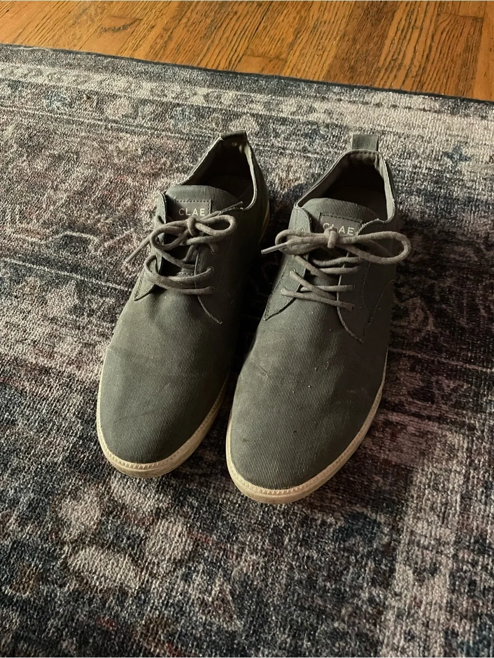 Ellington sneakers