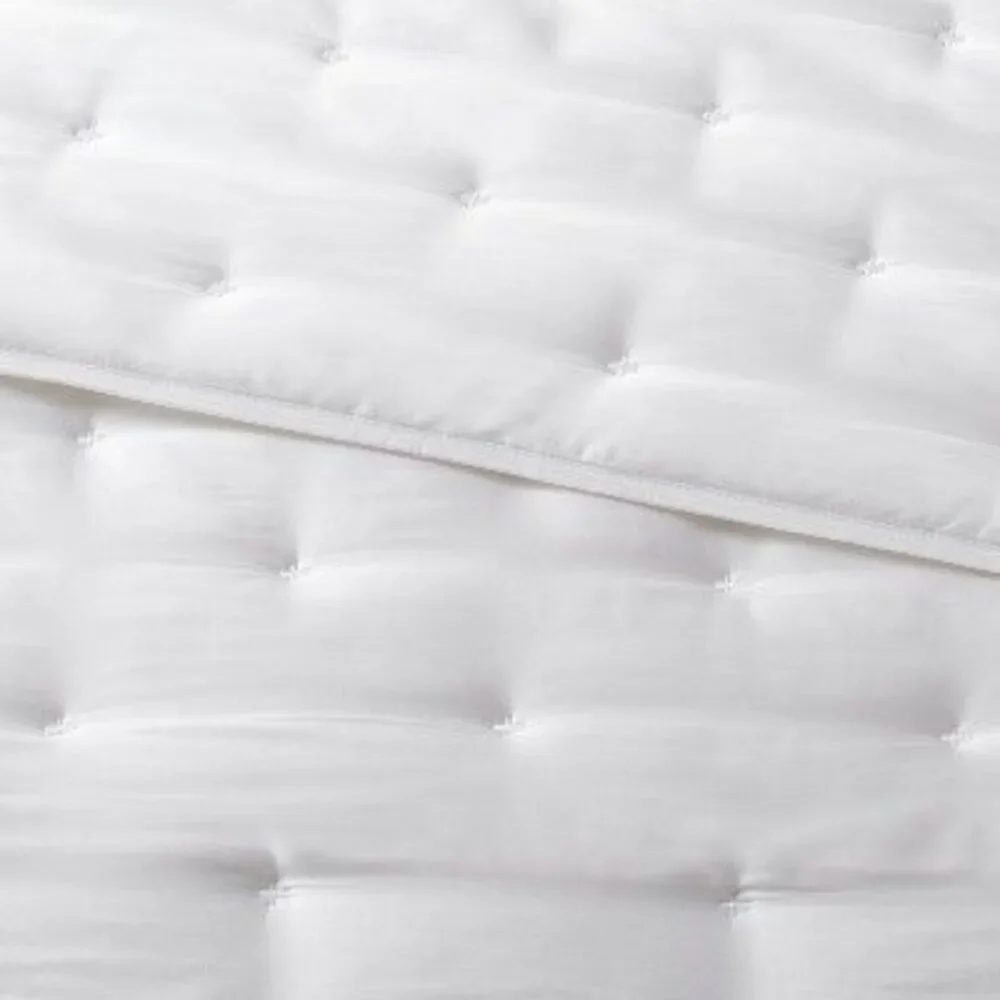 Threshold •satin comforter