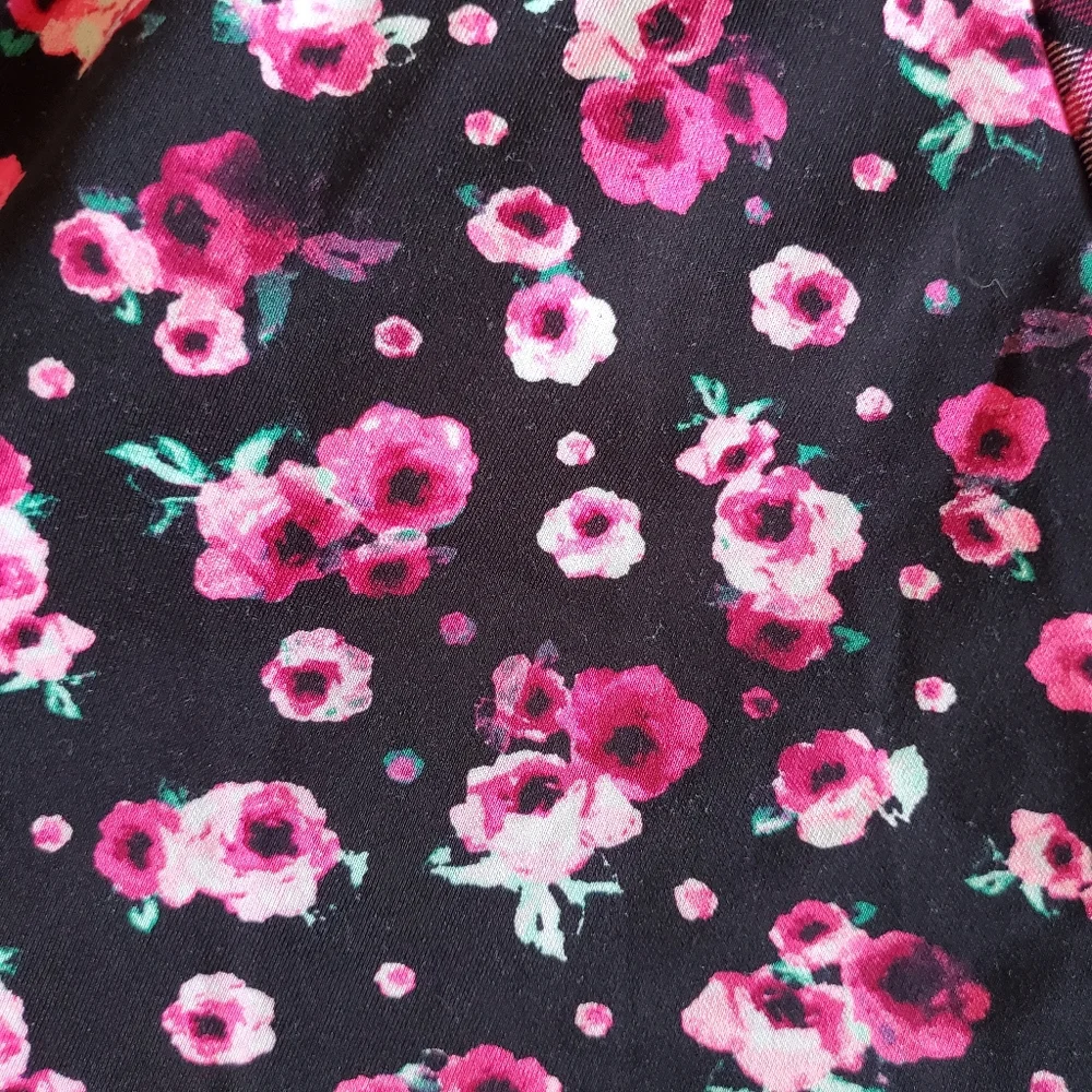 ⭐ 4/$20 Justice Skirt with built-in‎ shortsSize 16