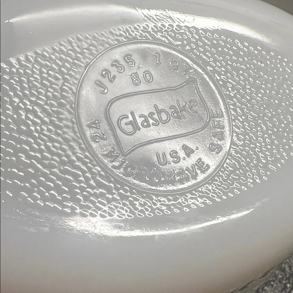 Glasbake casseroles mixing