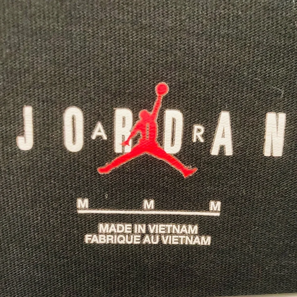 Jordan shirt dark