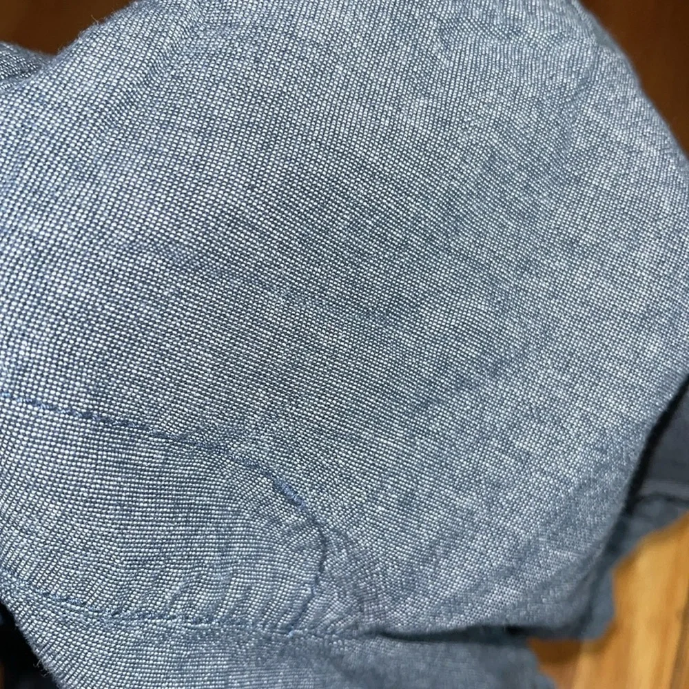 Blue cotton old navy shorts 6/7 EUC bundle and save!