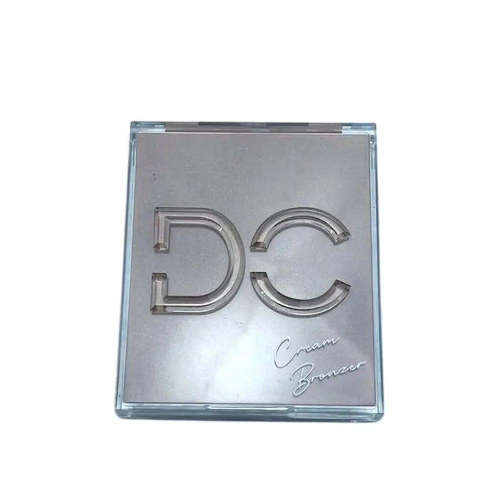 Dominique new box