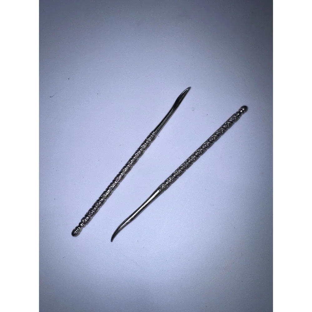 Vintage Silver Tone Embossed Scroll Nut Picks Set of 2 Seafood Tools Victorian