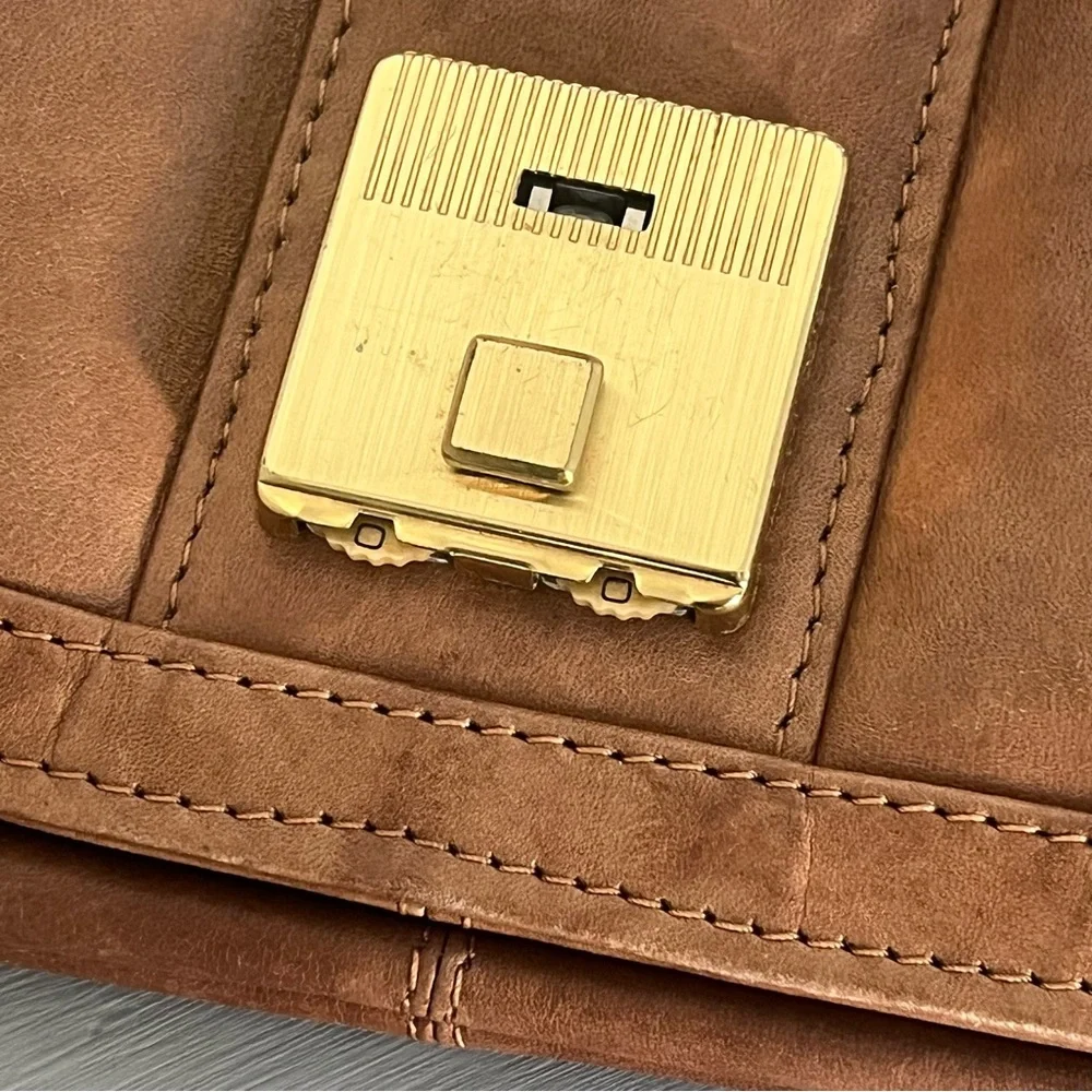 Amiet sophistication convenience