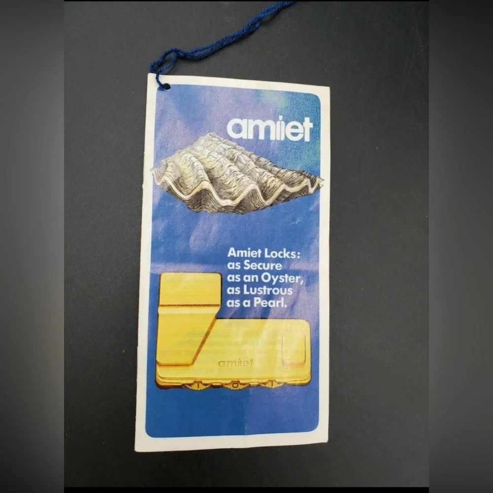 Amiet sophistication convenience