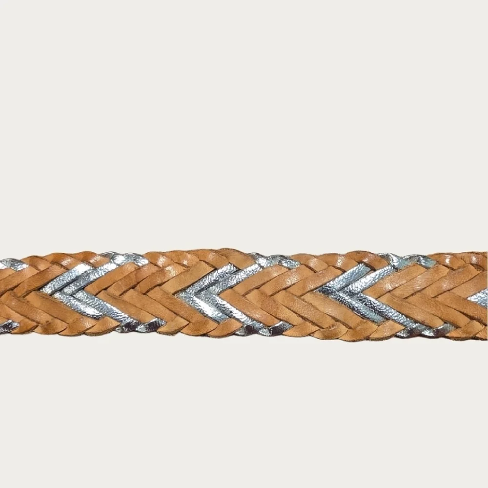 Vintage Liz Claiborne Woven Tan & Silver Leather Belt with Silver Tone Buckle M