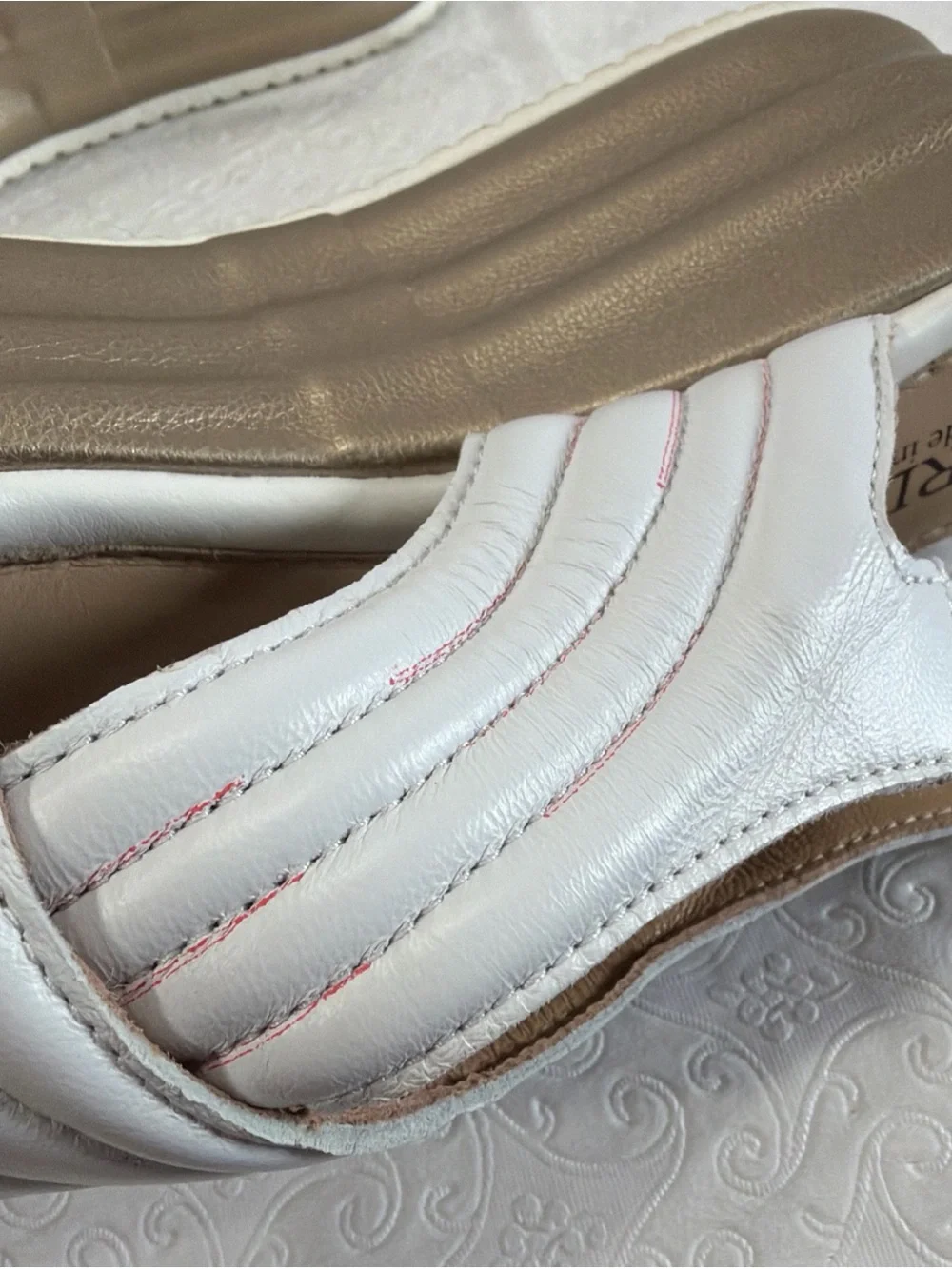 Cordani Yvonne Platform Wedge Sandals Tan White Womens 39 Made in Italy DEFECT