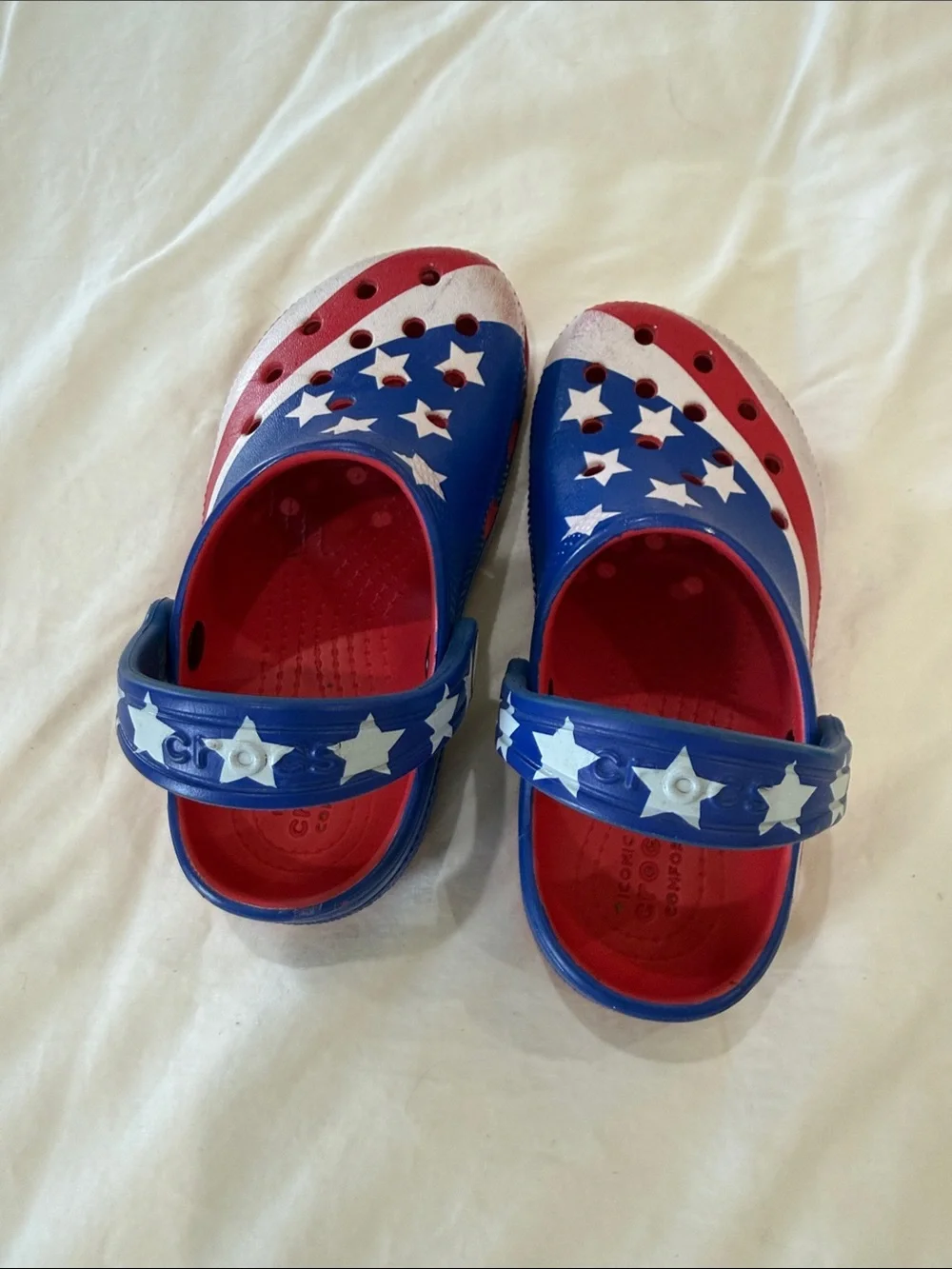 CROCS holes clogs vent