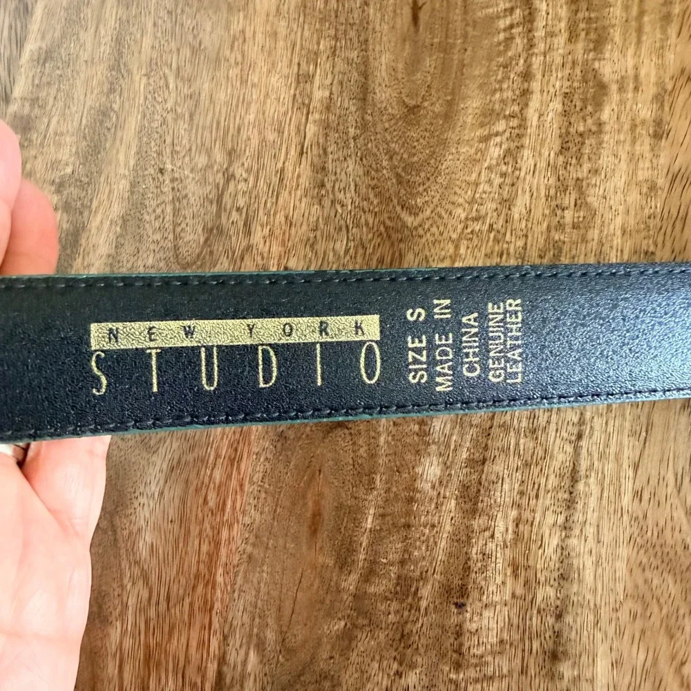 New York Studio 25 width type