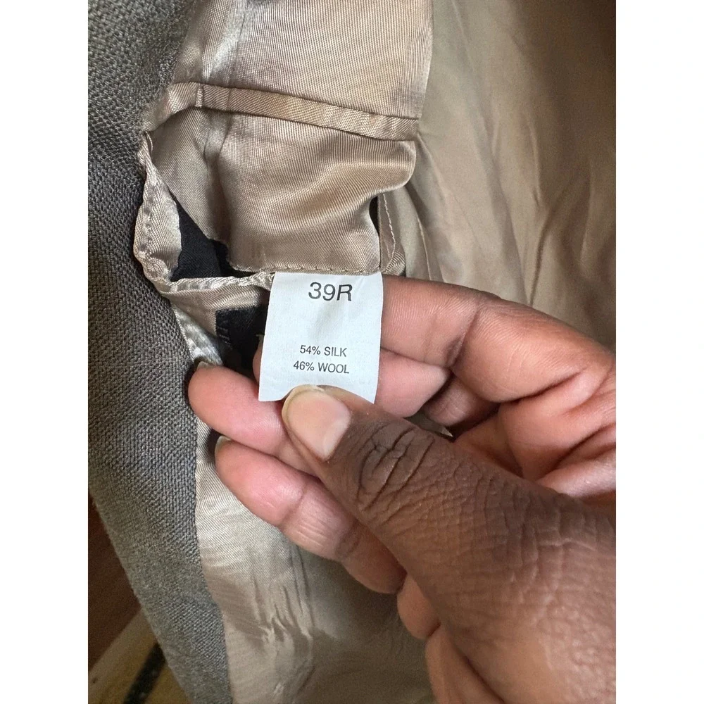 Jos. A. Bank •	size 39r