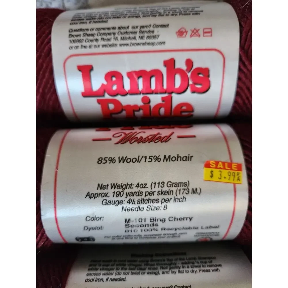 Lamb’s Pride lot skeins