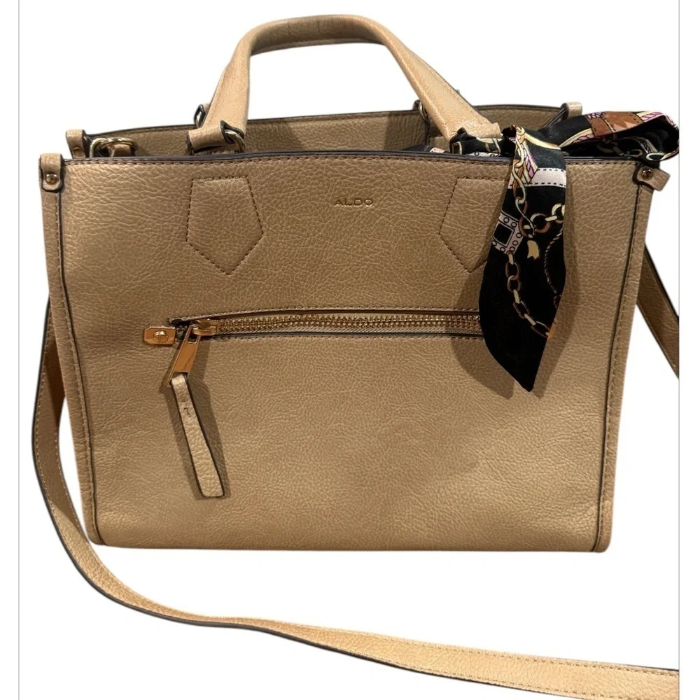 Aldo woman tan