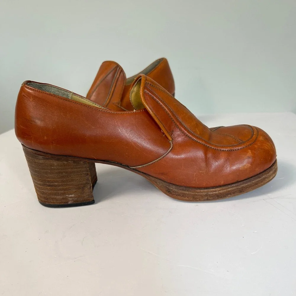 Verde leather platform
