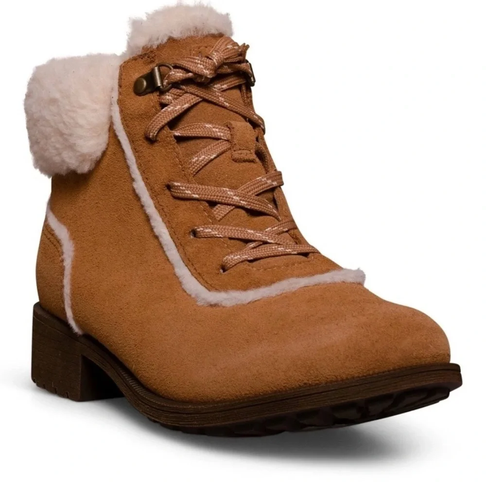 UGG warm stylish