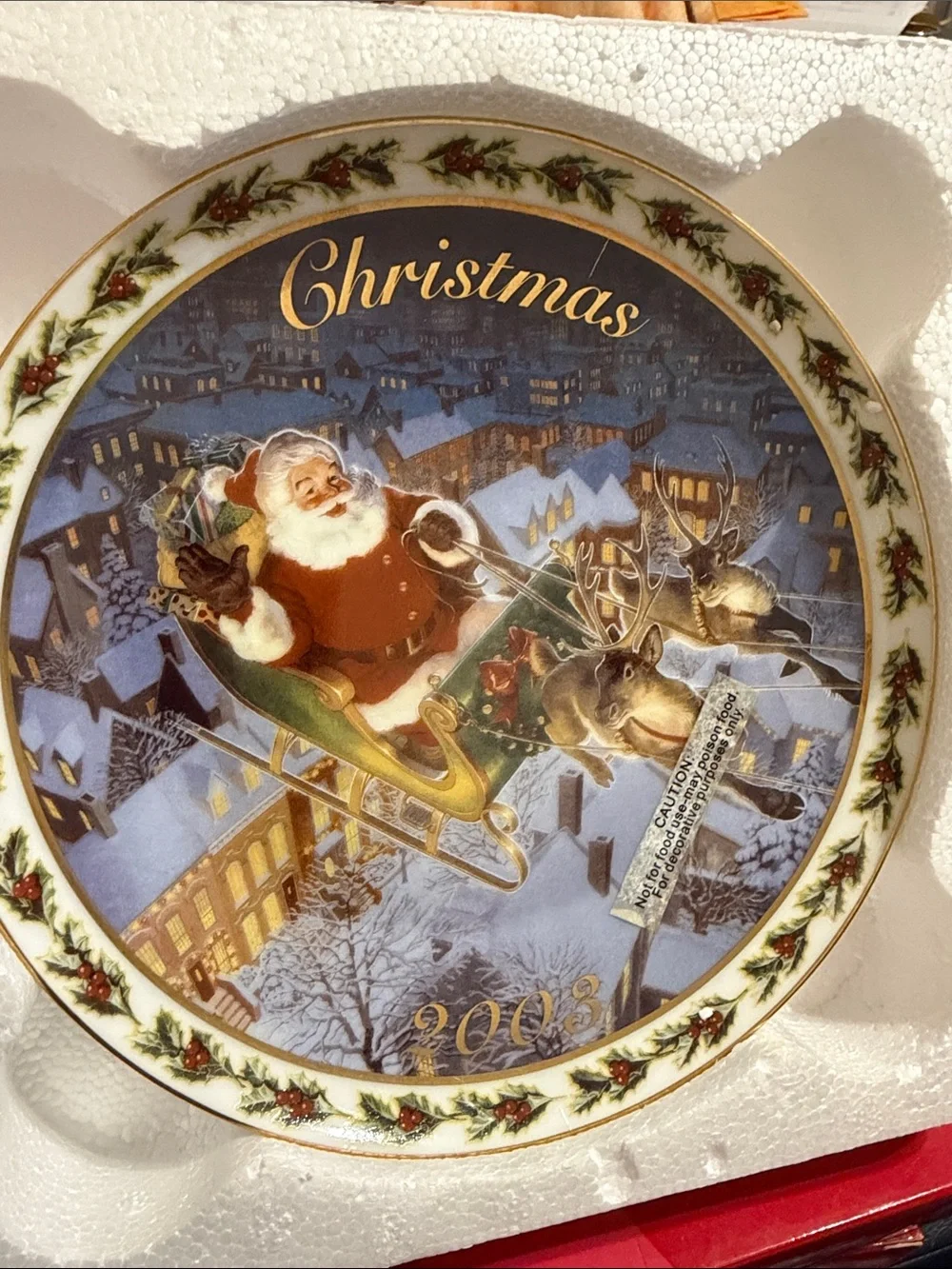 Avon 2003 Collector Plate - 22K gold rim