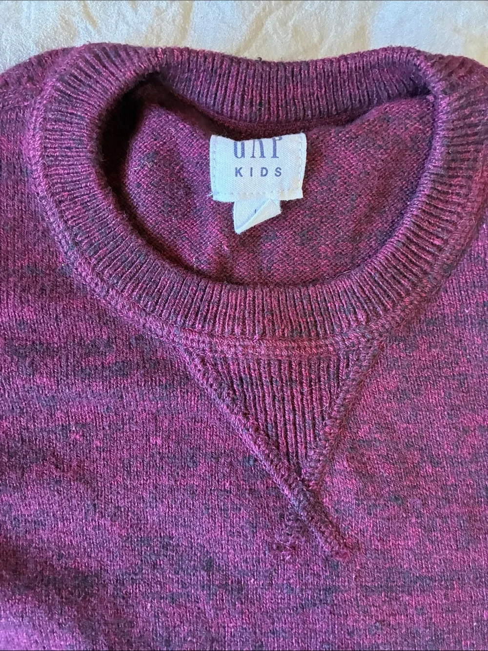 GAP classic crewneck
