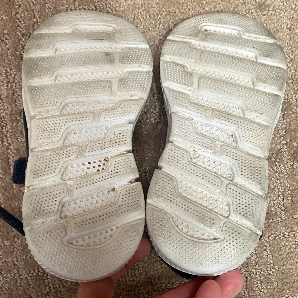 Rockport velcro kids