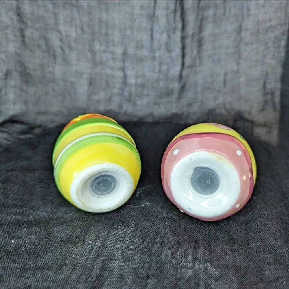 Unbranded vintage easter