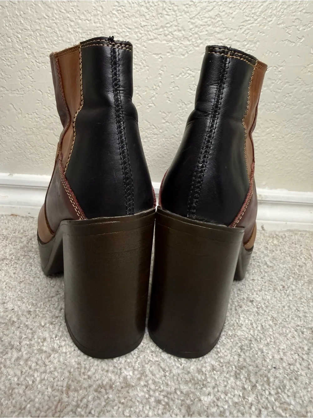 Steve Madden block bold