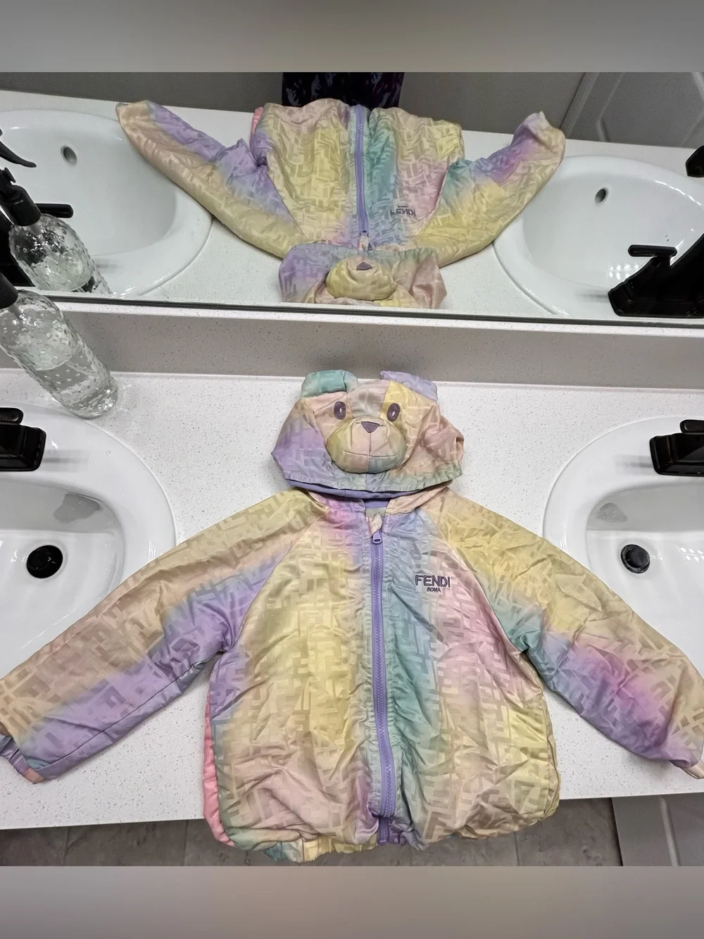 Fendi playful stitched 2t