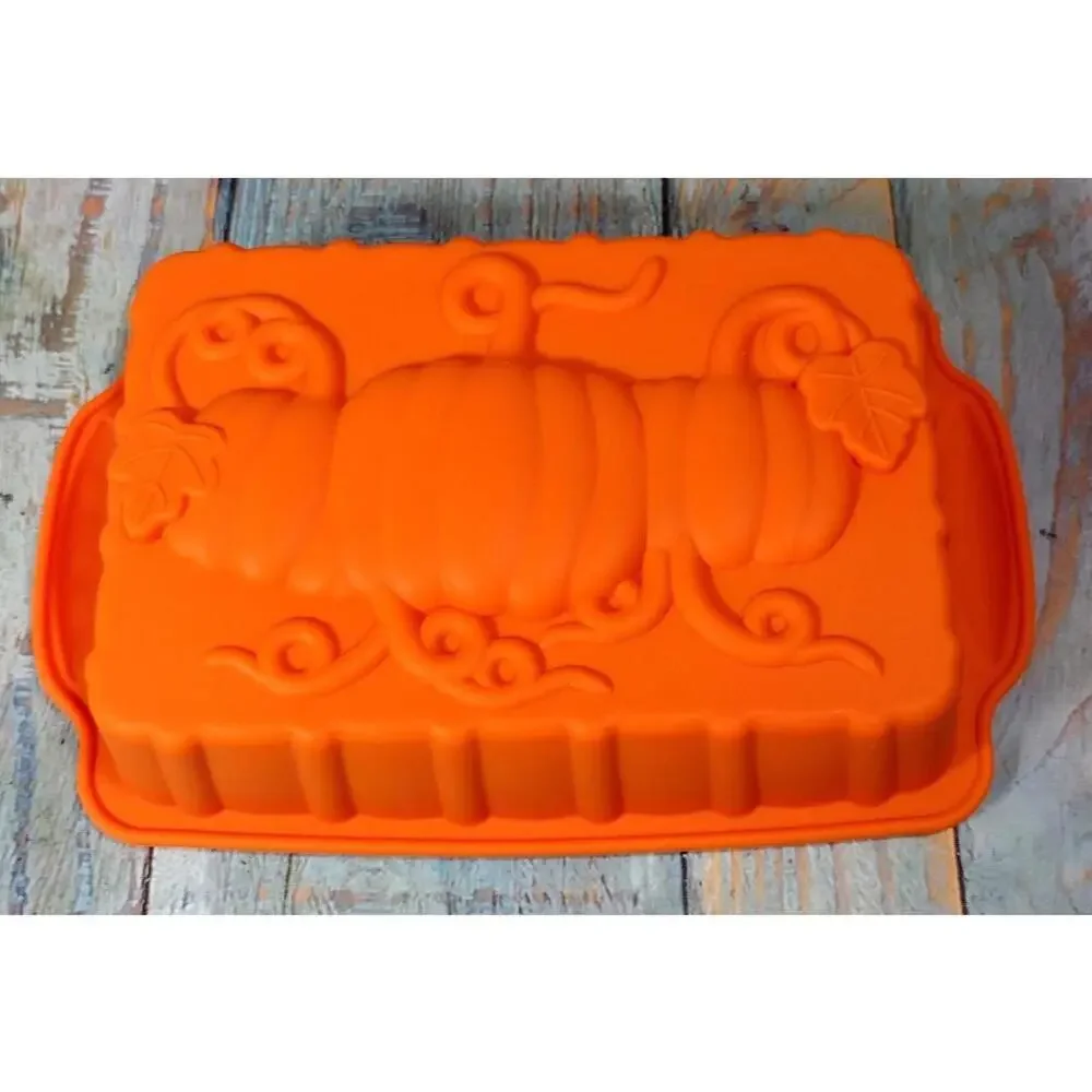 Silicone Pumpkin‎ Loaf Baking Mold