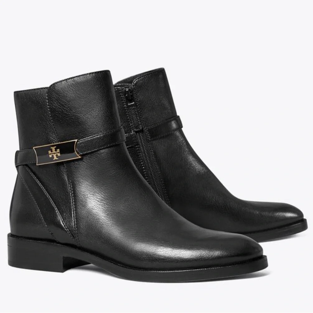 Tory Burch Perrine Leather Ankle Boot in Black Size 6.5 New
