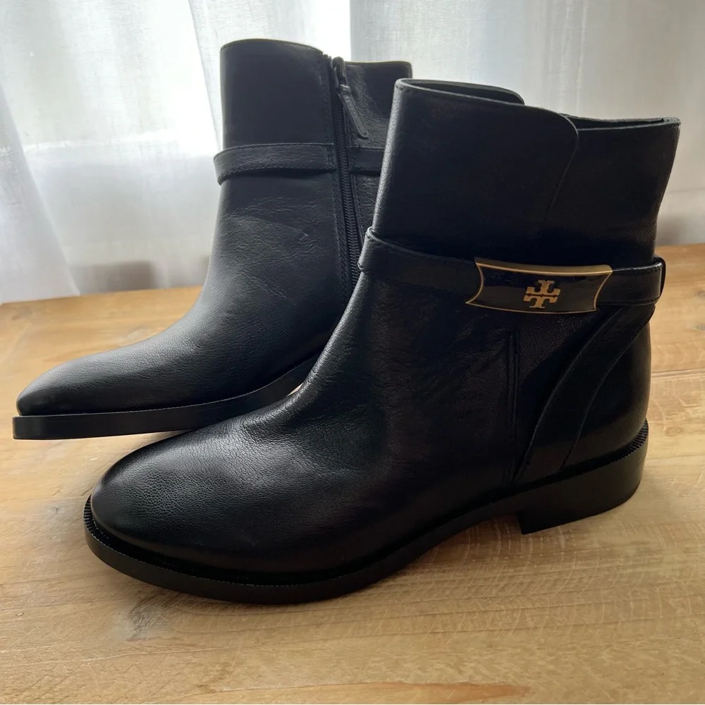 Tory Burch Perrine Leather Ankle Boot in Black Size 6.5 New