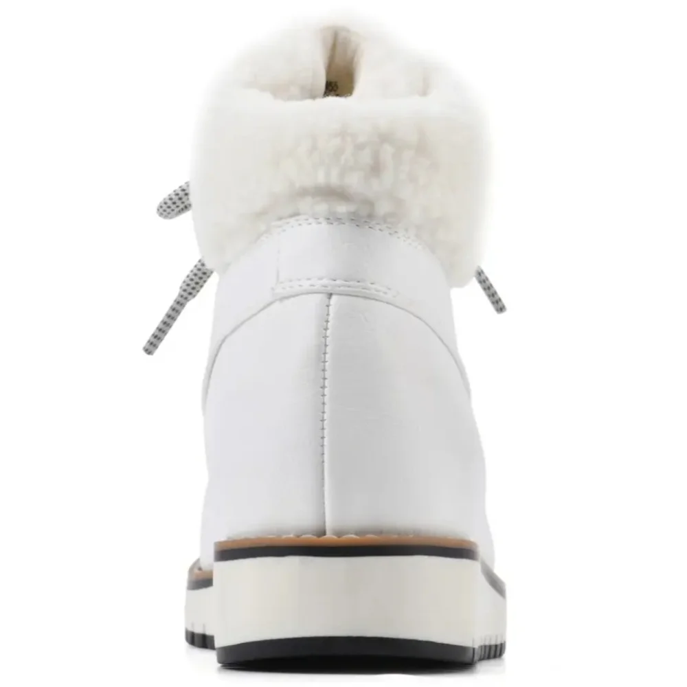 White Mountain chic winter