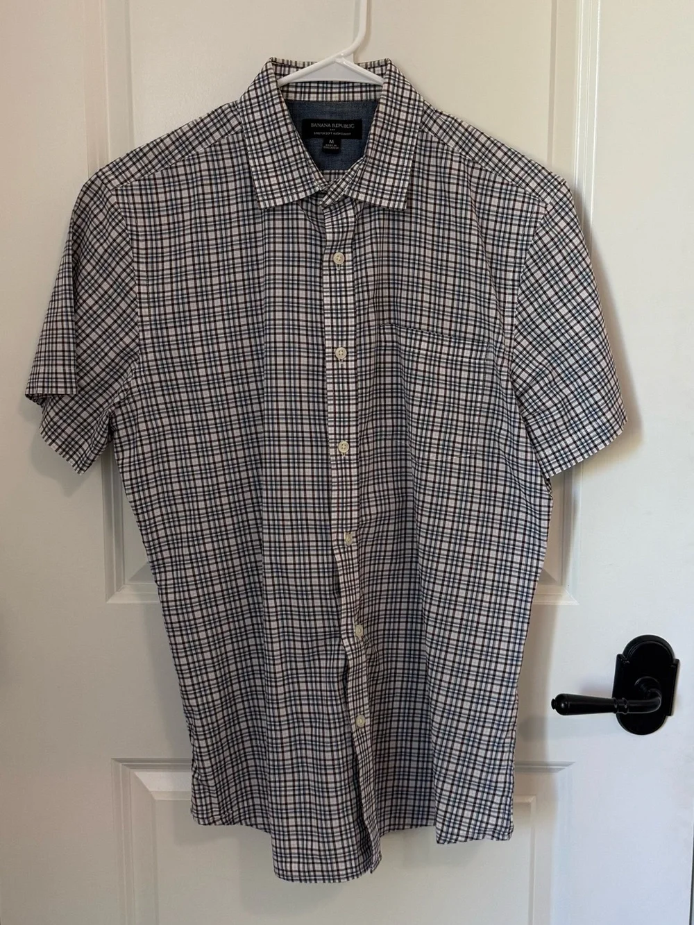 Banana Republic Navy and White Checked Short-Sleeve Button-Down Shirt