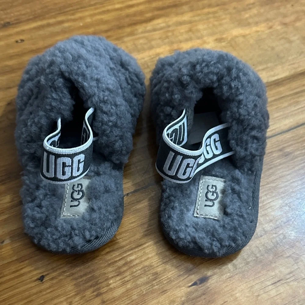 UGG soft warm