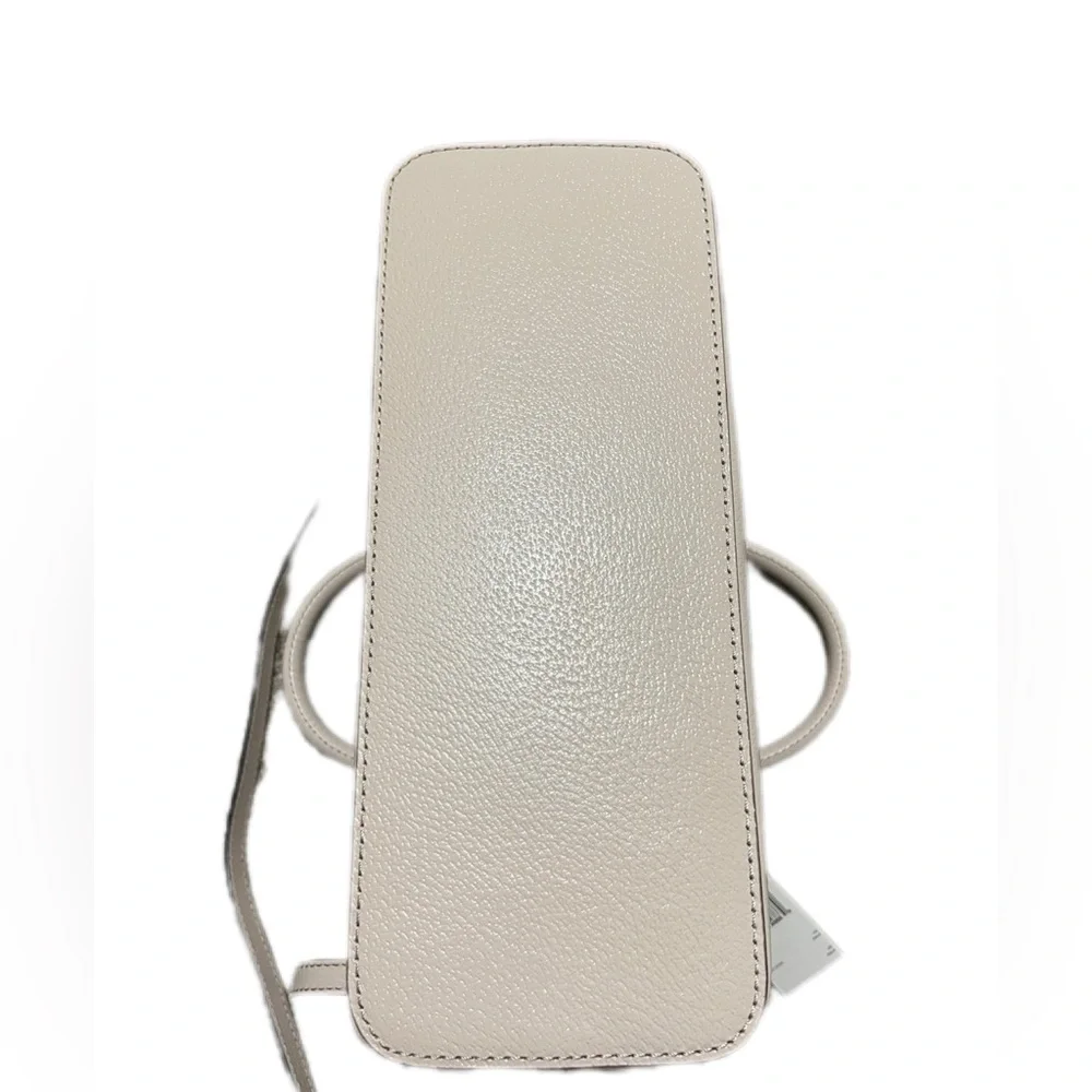 kate spade elegant versatile